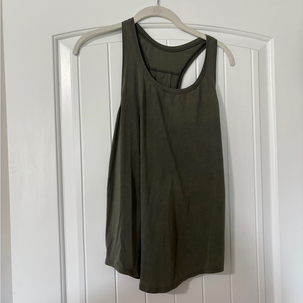 Lululemon tank top
